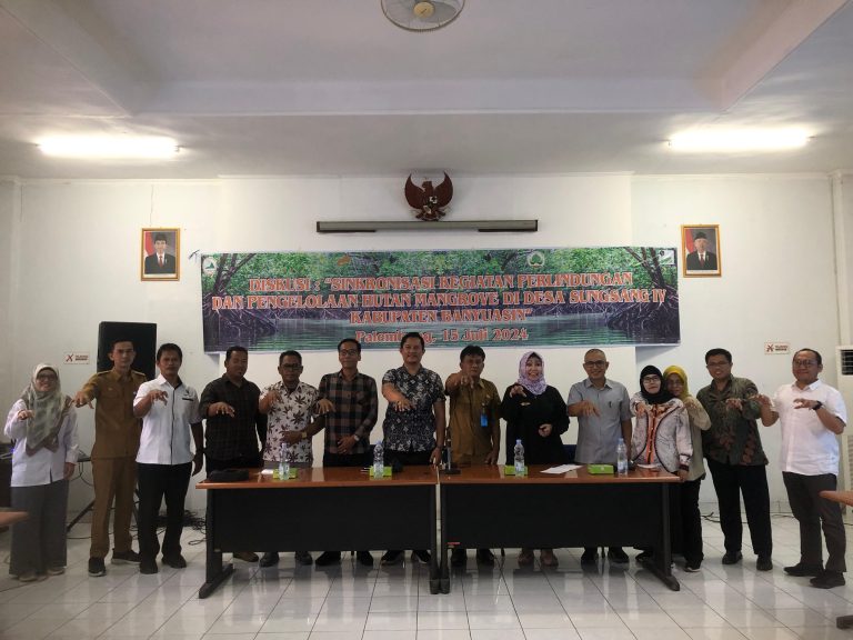 Rapat Sinkronisasi RANPERDES : Upaya Menyatukan Persepsi untuk Pengelolaan Mangrove Desa Sungsang IV