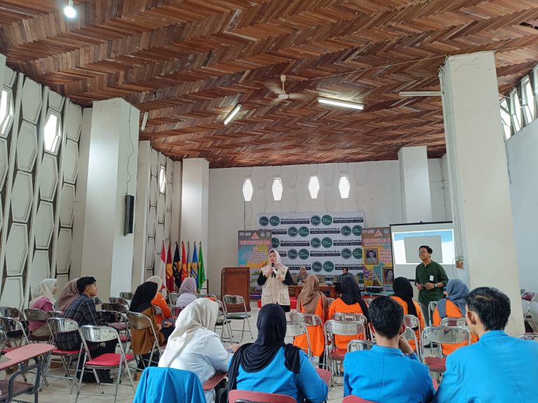 Mendorong Generasi Muda Melek Gambut : Diskusi Publik “Gambut di Era Platform Informasi Digital”